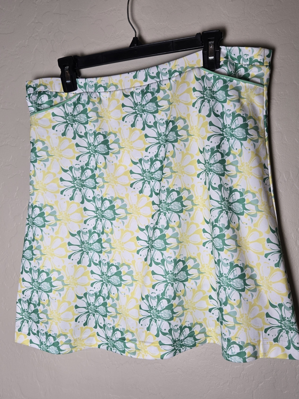 Floral A-Line Golf Skort Size L Green and Yellow Pockets Active Casual